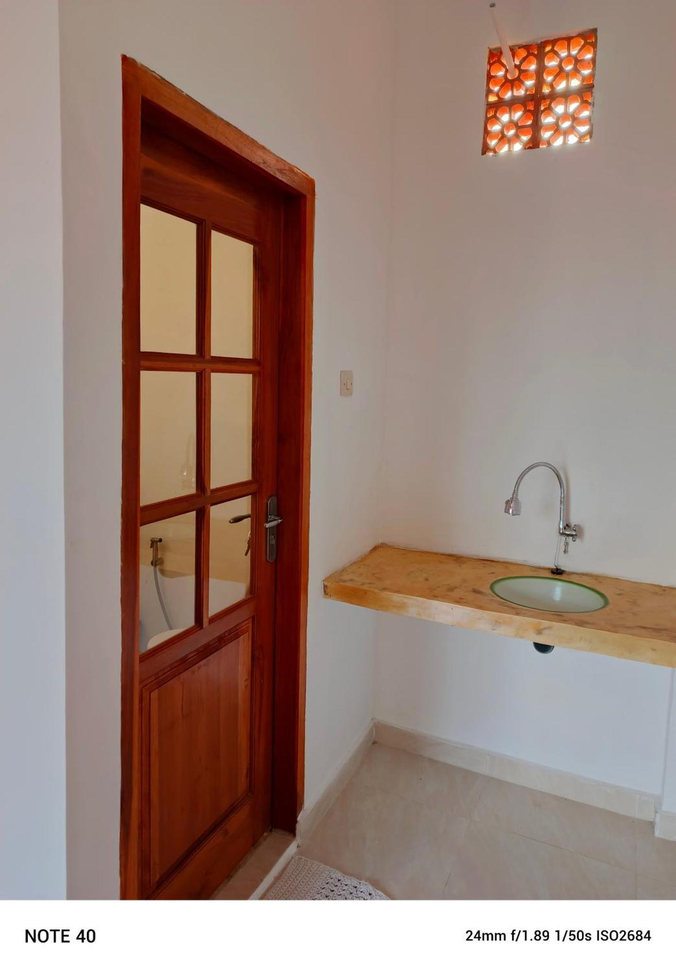 Friend House Stay & Surf Airsatang Bagian luar foto