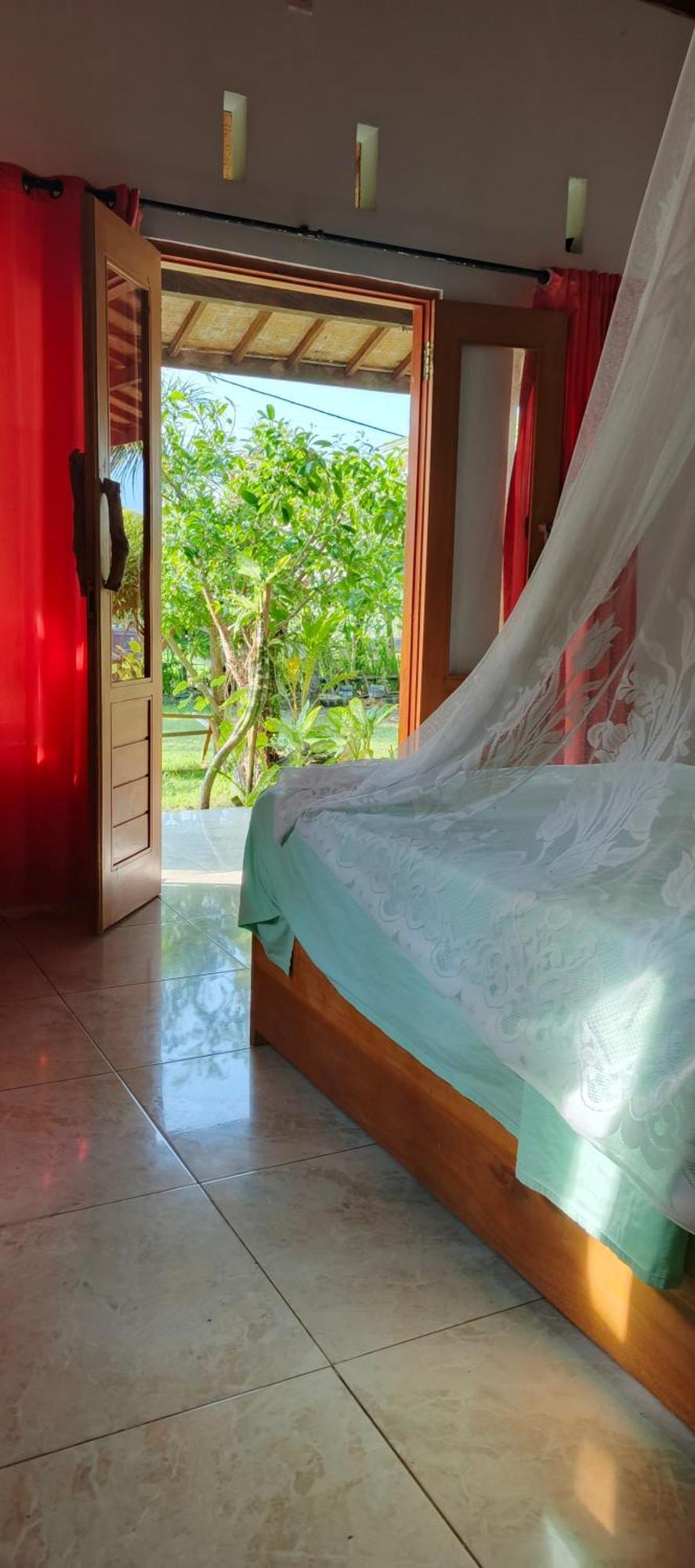 Friend House Stay & Surf Airsatang Bagian luar foto