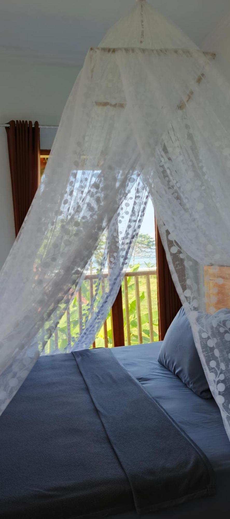 Friend House Stay & Surf Airsatang Bagian luar foto