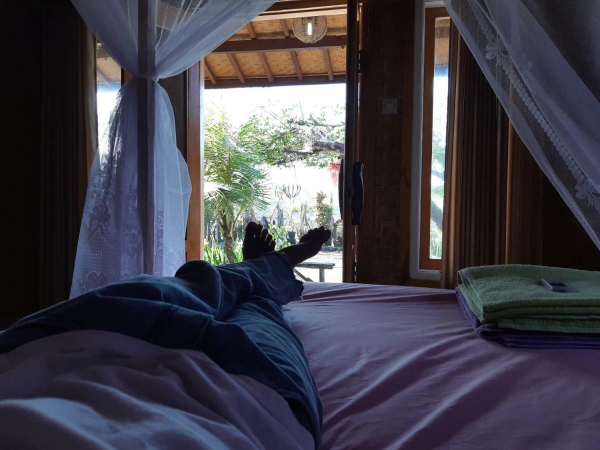 Friend House Stay & Surf Airsatang Bagian luar foto