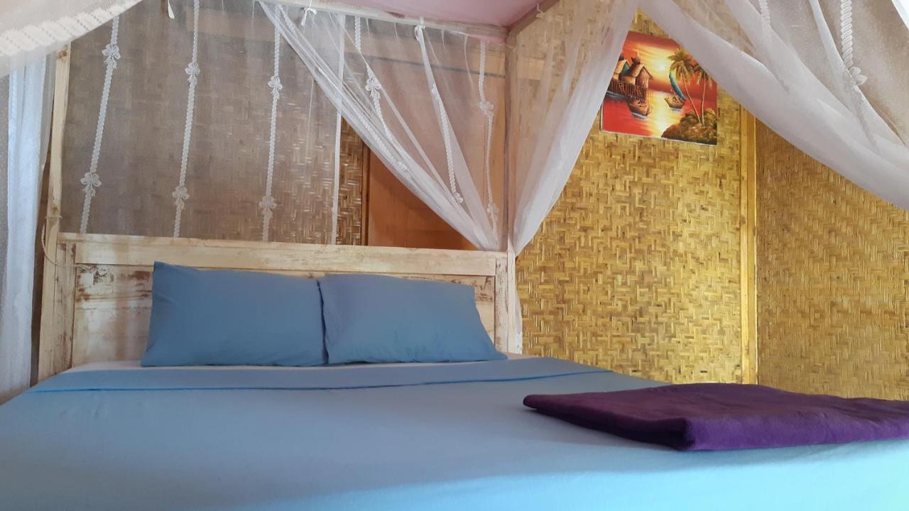 Friend House Stay & Surf Airsatang Bagian luar foto